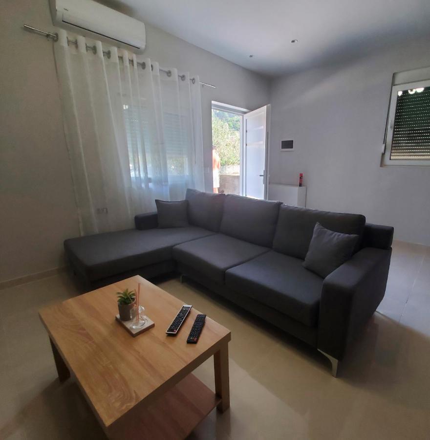 Twins Apartment Përmet Extérieur photo