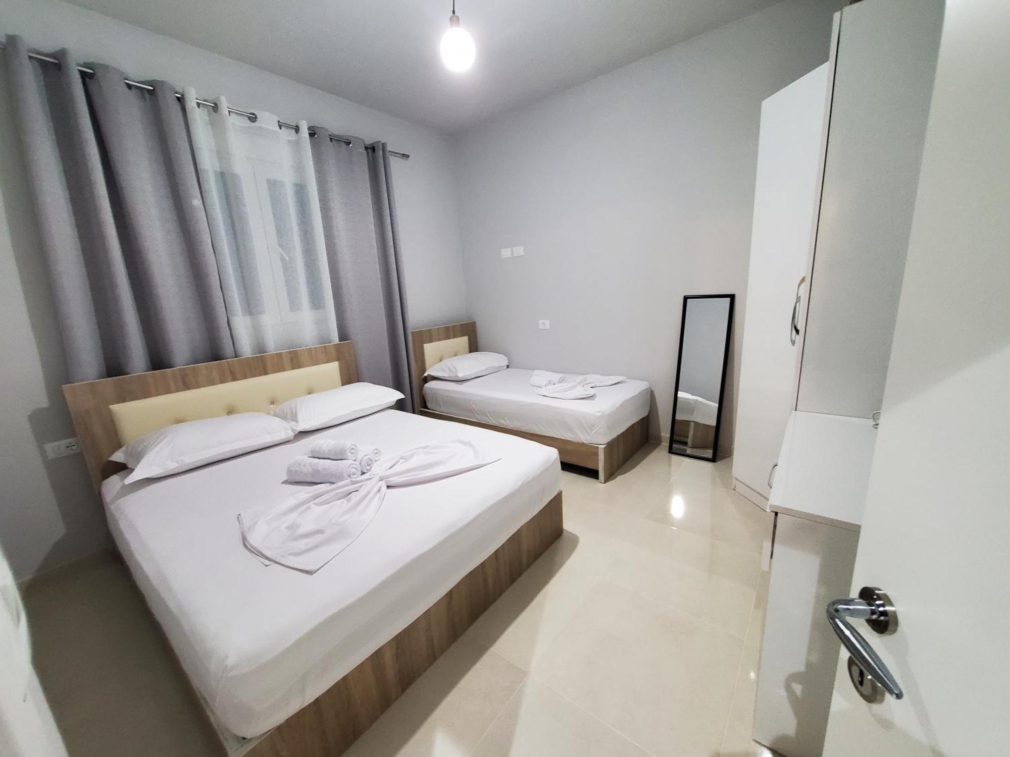 Twins Apartment Përmet Extérieur photo