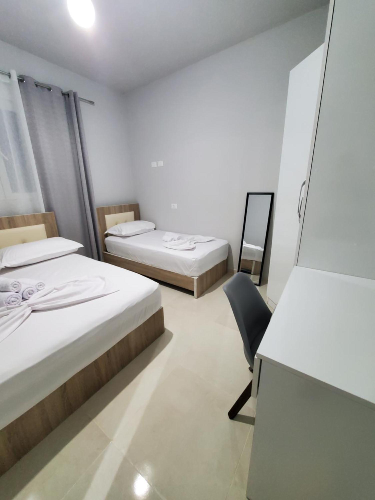Twins Apartment Përmet Extérieur photo